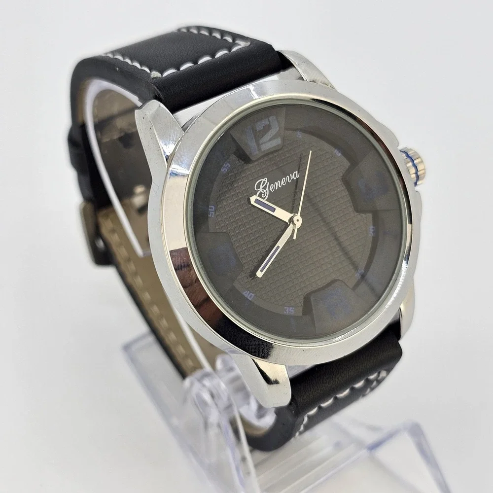 44MM Men's Minimalist Watch Black Dial Black Faux Leather Bands New Battery‎